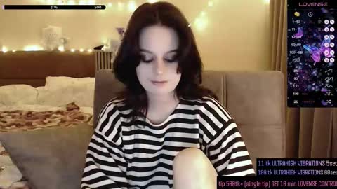  Darcy online show from 12/22/25, 06:16