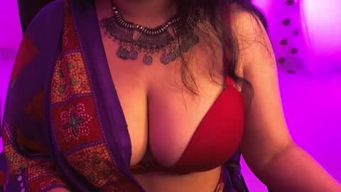 Snapshot of nightqueen107446 chatting on 10/07/25, 02:09 nightqueen107446 online show from 10/07/25, 02:09