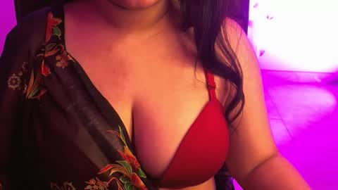 Snapshot of nightqueen107446 chatting on 11/22/25, 05:50 nightqueen107446 online show from 11/22/25, 05:50