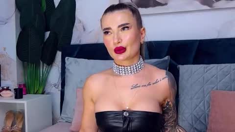 Snapshot of nightshadeiris chatting on 12/05/25, 09:29 Iris online show from 12/05/25, 09:29