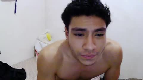 nightwing_01 online show from 05/27/26, 12:07