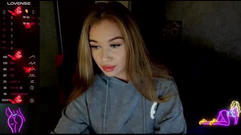 nigo_nika online show from 01/30/25, 11:33