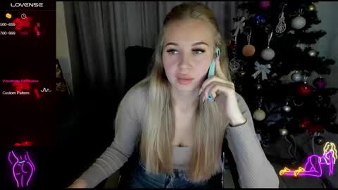 nigo_nika online show from 11/29/25, 12:41