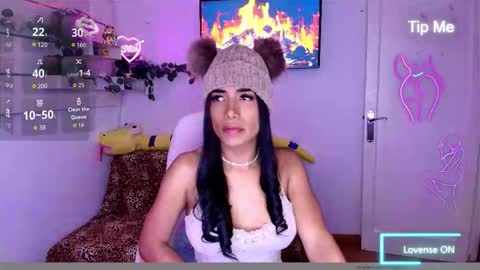 Nicolle Bustamante online show from 03/21/26, 05:12