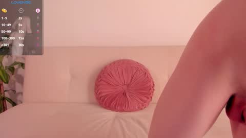 Nicolas Mucci online show from 10/16/25, 08:32