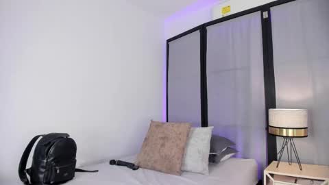 Niicole online show from 02/20/26, 10:10