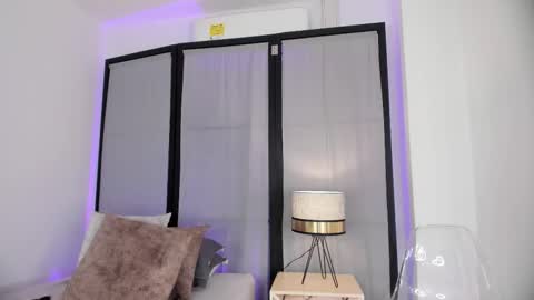 Niicole online show from 02/23/26, 08:06