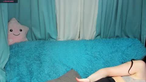 niiik_miiiki online show from 05/26/26, 01:51