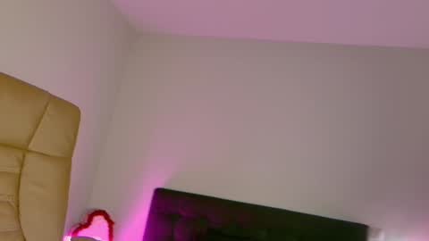 Snapshot of niinarosee1 chatting on 01/21/25, 10:41 Niinarosee online show from 01/21/25, 10:41