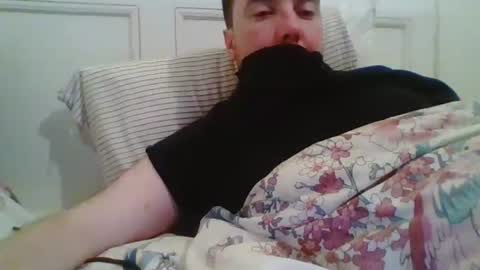 Snapshot of nijinsky11 chatting on 10/18/25, 09:48 Nijinsky11 online show from 10/18/25, 09:48