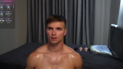 Nik online show from 10/12/25, 05:12