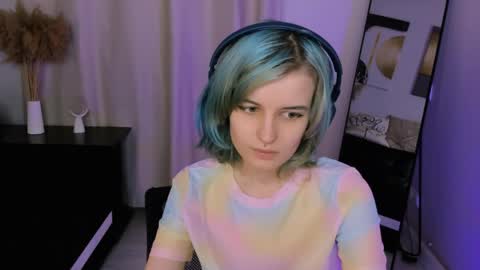 NIKA online show from 04/17/26, 01:36