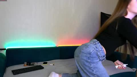 Nika and Niki online show from 01/12/26, 08:47