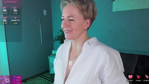 Snapshot of nika_smit chatting on 12/06/24, 02:38 Nika online show from 12/06/24, 02:38