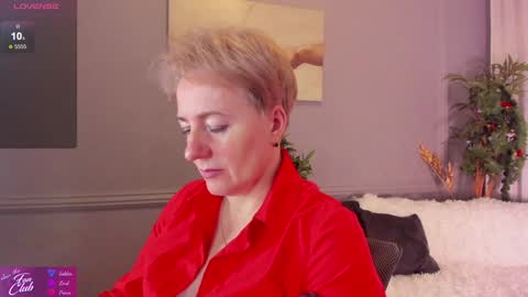 Snapshot of nika_smit chatting on 01/04/25, 05:27 Nika online show from 01/04/25, 05:27