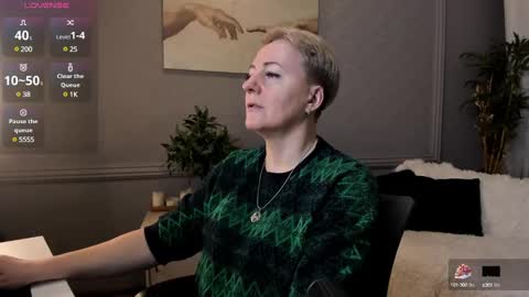 Snapshot of nika_smit chatting on 03/02/25, 05:12 Nika online show from 03/02/25, 05:12