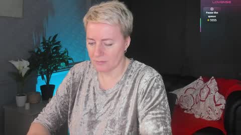 Nika online show from 04/03/26, 09:29