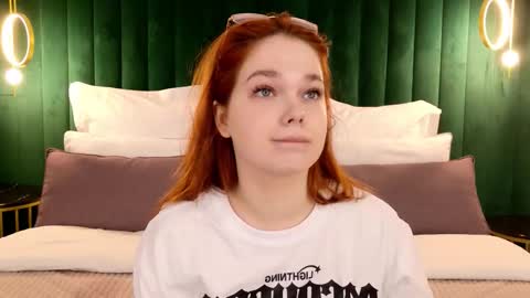 Nika online show from 03/05/26, 03:24