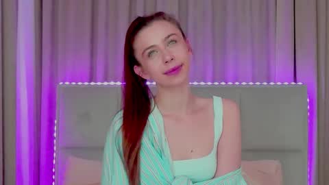 Nika online show from 03/18/26, 09:18