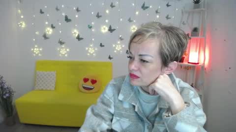 Snapshot of nikamayu chatting on 04/16/26, 09:10 Nika online show from 04/16/26, 09:10