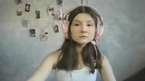 Hi Im Nika  Its my FIRST day here... will you take care of me  online show from 04/16/26, 02:51