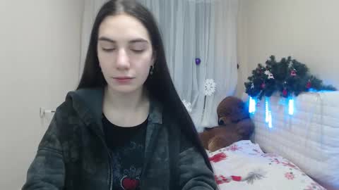 nikastarkk online show from 01/13/26, 07:41