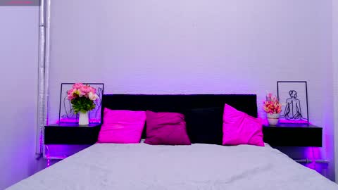 Nikavibe18 online show from 04/04/26, 01:59