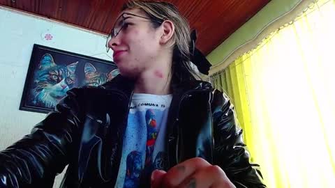 Snapshot of niki_1998 chatting on 02/03/25, 06:07 Natalia online show from 02/03/25, 06:07