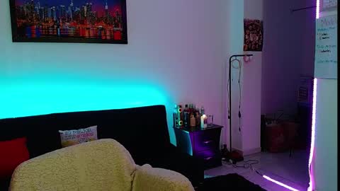 Snapshot of niki_1998 chatting on 09/12/25, 04:07 Natalia online show from 09/12/25, 04:07