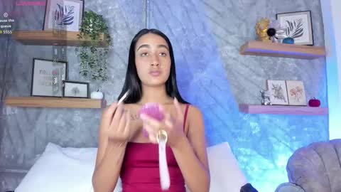    online show from 12/14/25, 07:18