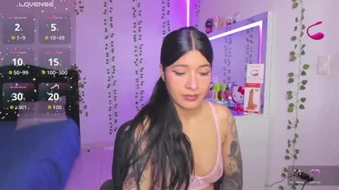 Niki online show from 05/30/26, 01:14