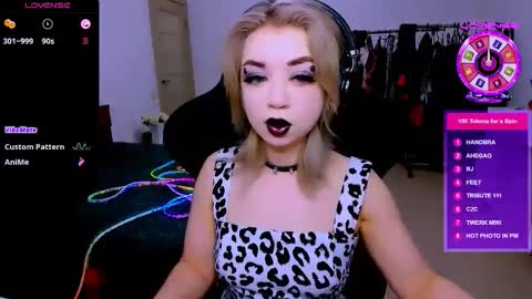 nikigoddesss online show from 04/16/26, 02:56