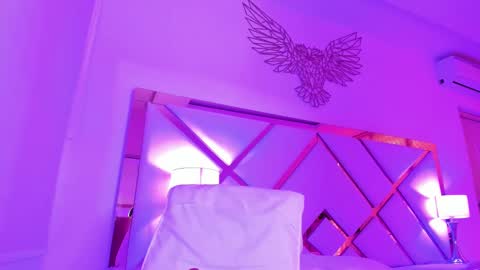 nikii_white online show from 02/02/25, 02:13