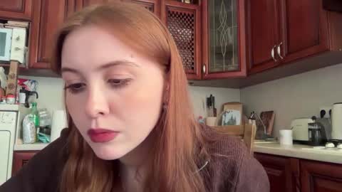 Snapshot of nikitabichoupan chatting on 03/25/26, 02:12 Amy online show from 03/25/26, 02:12