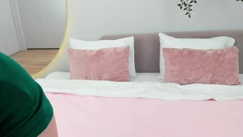 Nikka online show from 03/11/26, 05:35