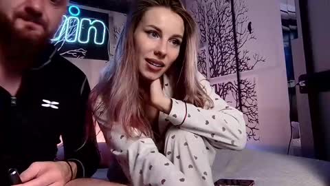 nikki7377 online show from 03/12/25, 11:20