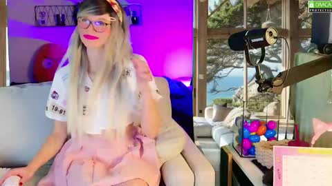 Kitty Chatte online show from 10/05/25, 09:29