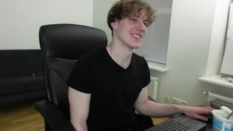 nikki online show from 03/18/26, 08:56