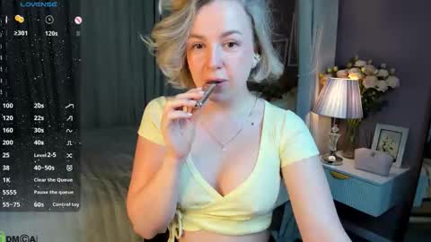 Nikki online show from 09/12/25, 01:06