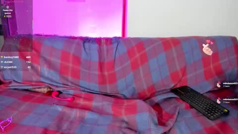 nikki_uwu online show from 03/08/26, 02:04