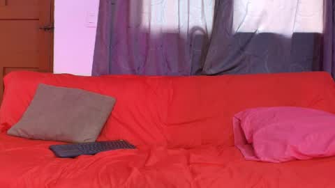 nikki_uwu online show from 05/13/26, 07:55