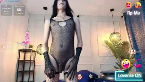 nikki_vesper online show from 05/23/26, 03:56