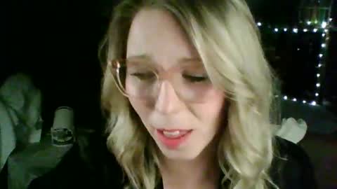 nikkib653466 online show from 02/08/26, 05:11