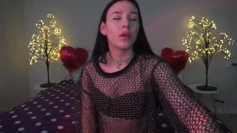 Nikki online show from 03/12/25, 02:34