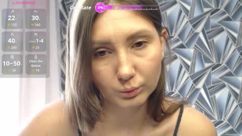 nikkikiss___ online show from 03/15/26, 06:08