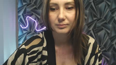 nikkikiss___ online show from 05/15/26, 12:28