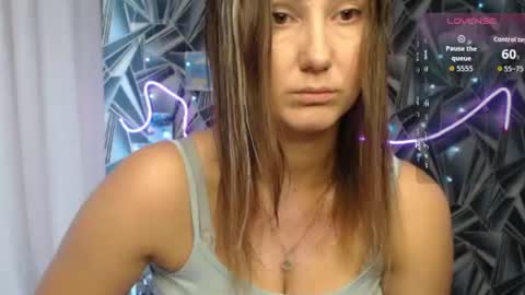 nikkikiss___ online show from 07/16/26, 04:40