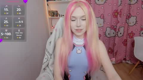 Snapshot of nikkimiltonss chatting on 07/10/26, 11:13 Nikki online show from 07/10/26, 11:13