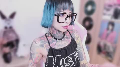 Nikki Ramone   online show from 03/18/26, 10:07