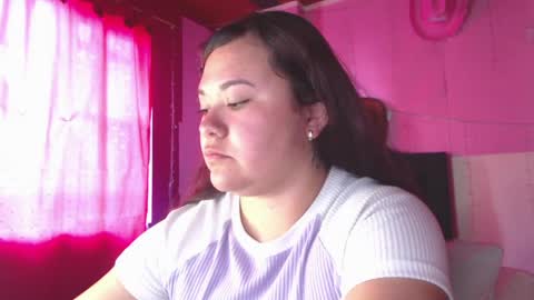 Snapshot of nikkirous_ chatting on 03/27/26, 07:13 Nikkirous online show from 03/27/26, 07:13